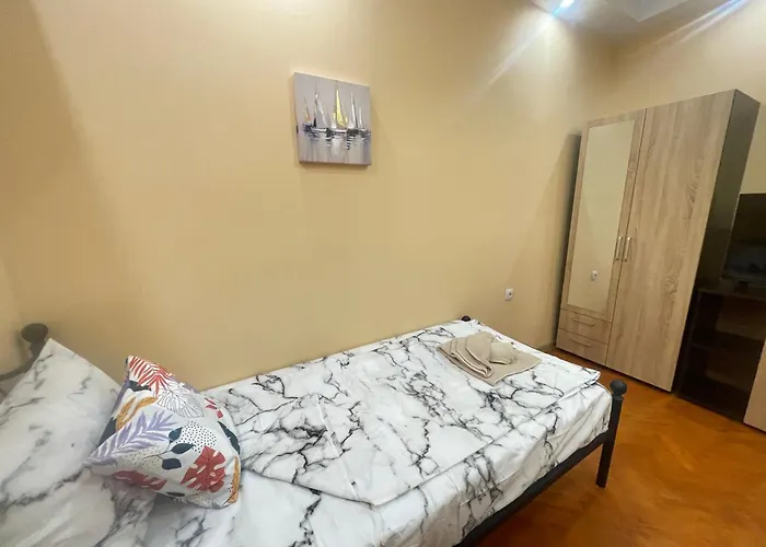 2br In Centre شقة *